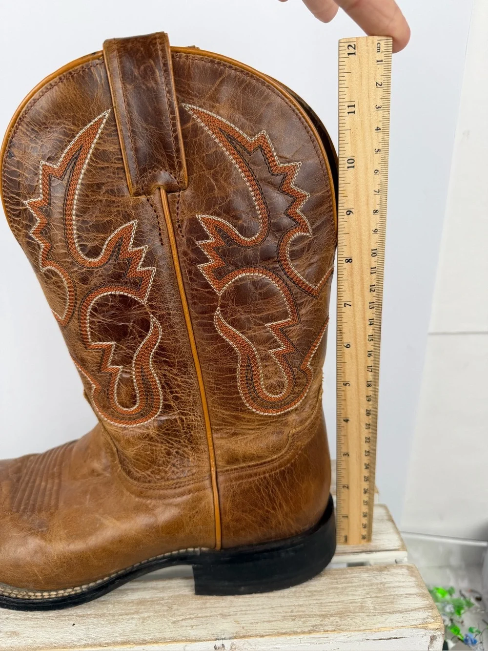 Cody James men's western boots distressed leather detailed embroidery size 9D